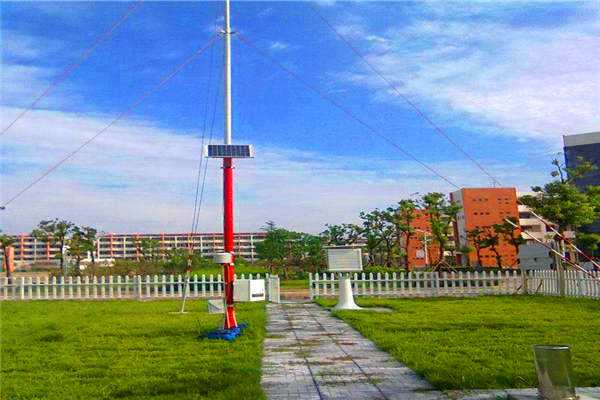 氣象站可以用計(jì)算機(jī)分析什么數(shù)據(jù)